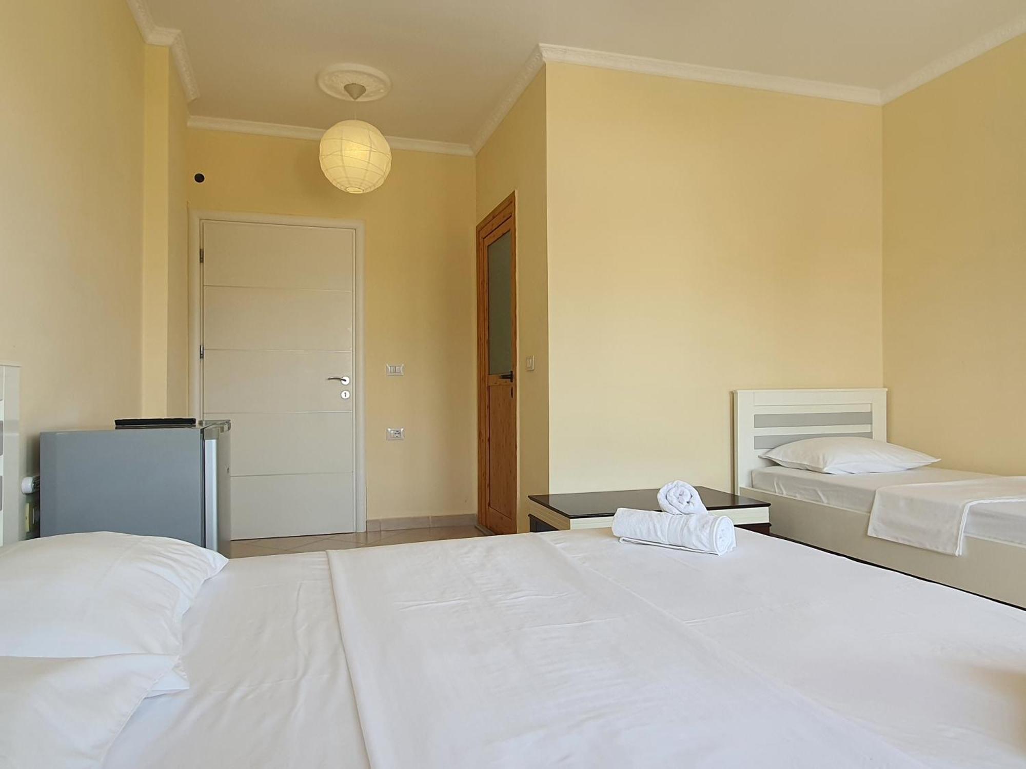 Mintt Hotel Ksamil Exterior foto